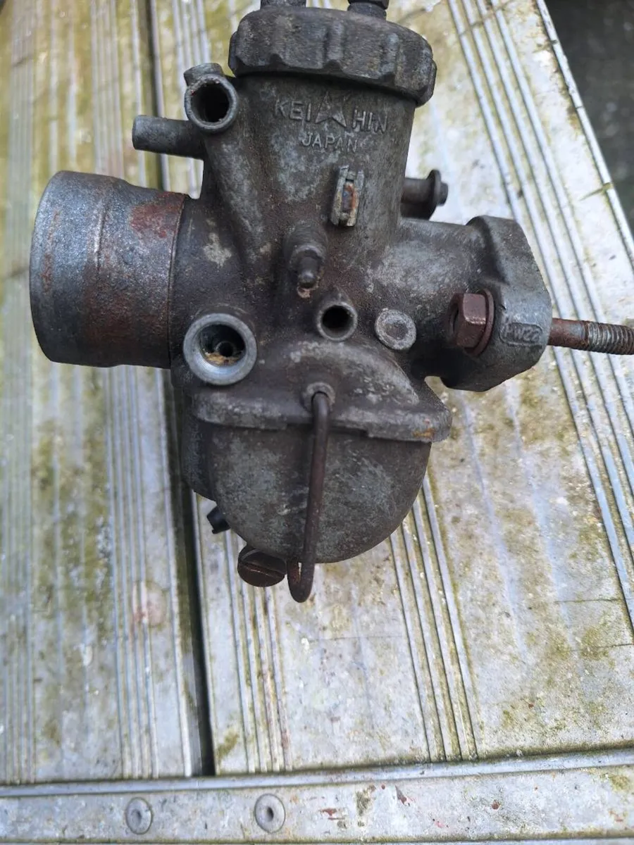 Vintage motorcycle - Image 3