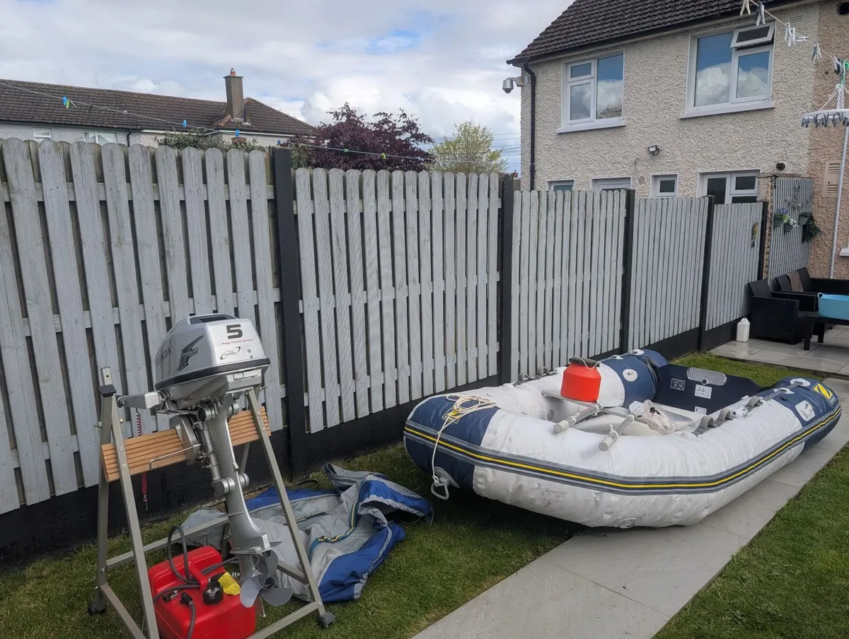 Zodiac Rib Inflatable boat + 5 horsepower Outboard - Image 1