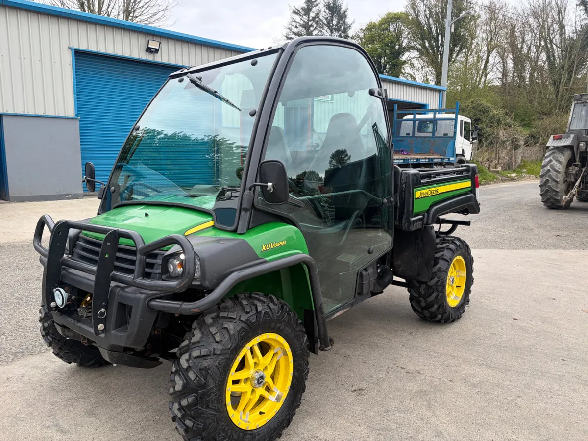 John Deere 855M 2020 - Image 1