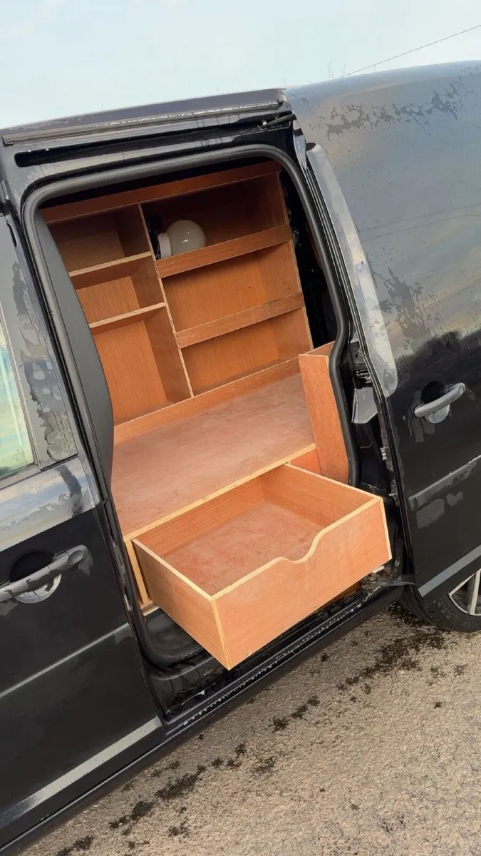 Volkswagen Caddy 2018 (182 reg) - Image 4