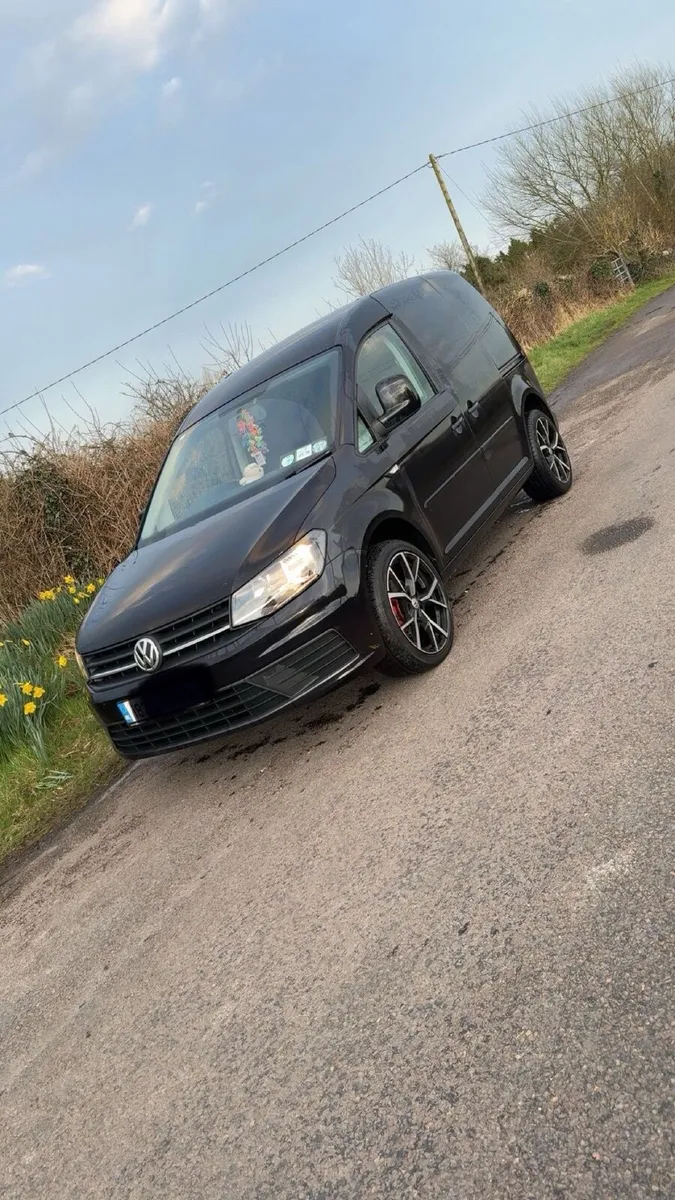 Volkswagen Caddy 2018 (182 reg) - Image 2