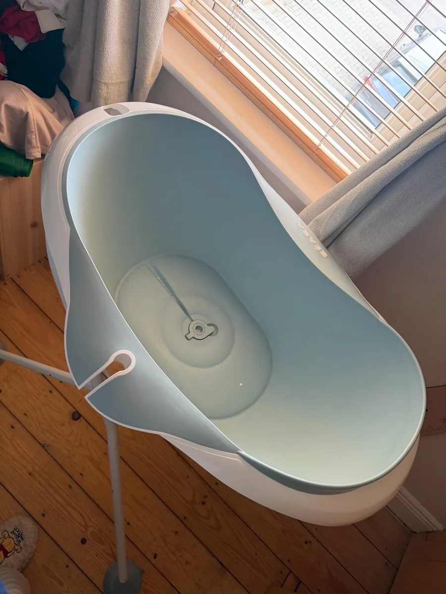 Baby bath with stand - Image 4