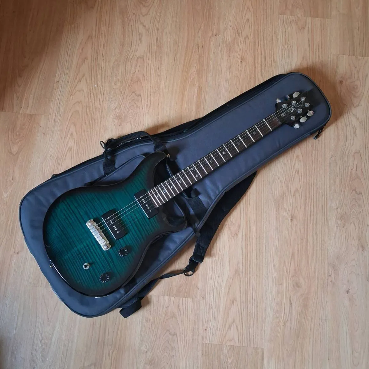 PRS electric guitar - Image 1