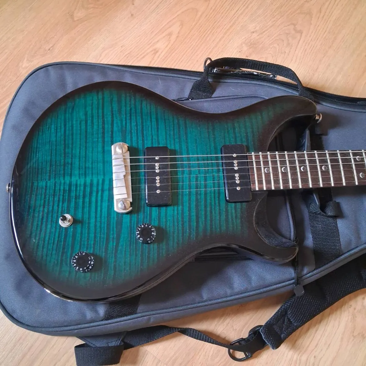 PRS electric guitar - Image 3