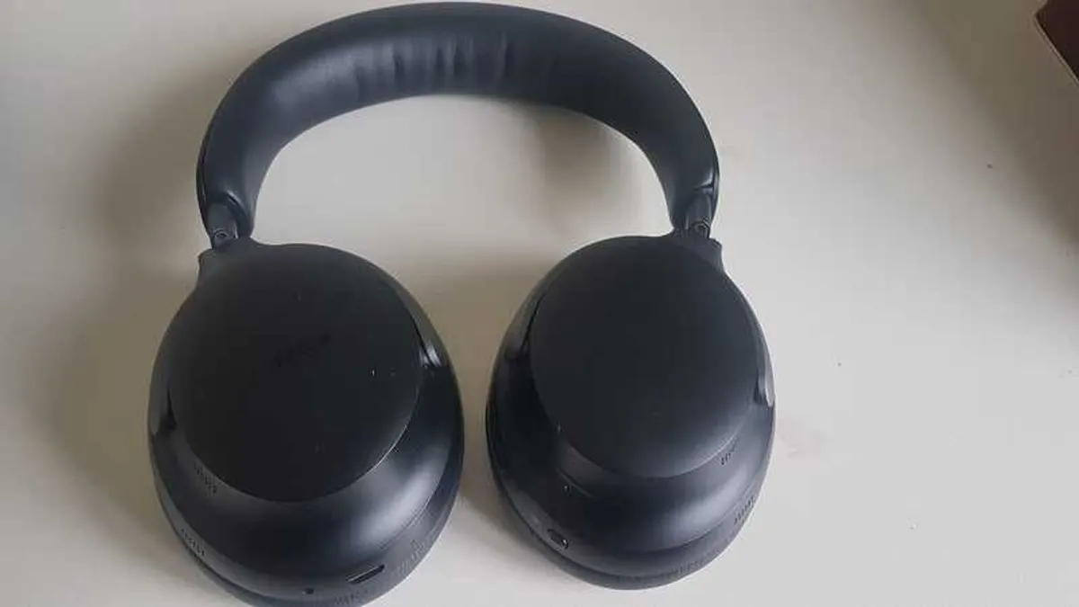 BOSE Quiet Comfort (QC) Ultra Headphones - Image 2