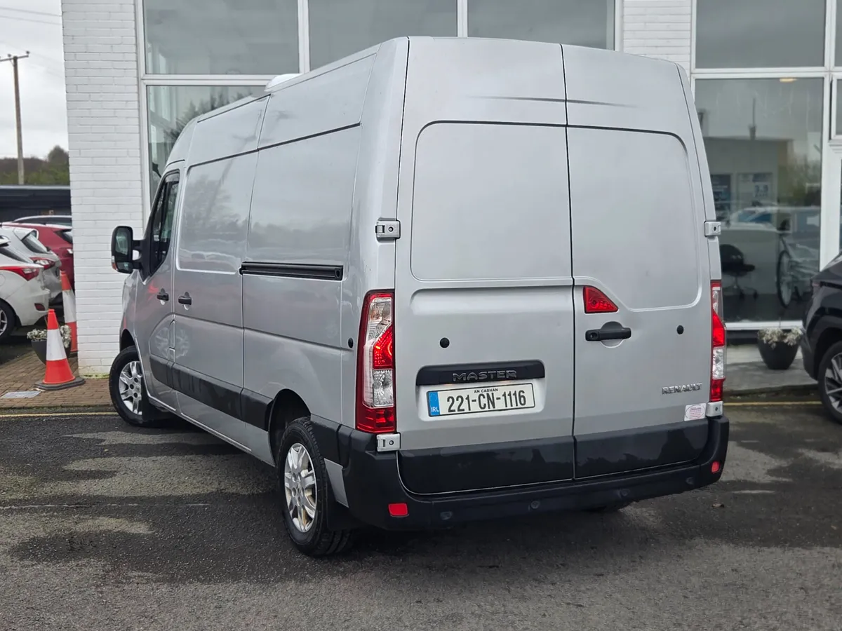 Renault Master 2022 - Image 2