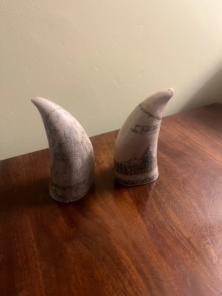 Vintage Pair of Scrimshaws - Image 2