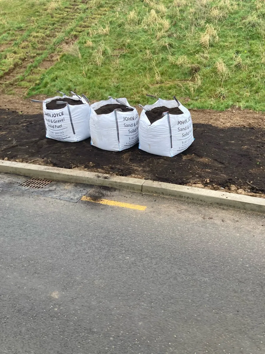 Screened topsoil - Image 4