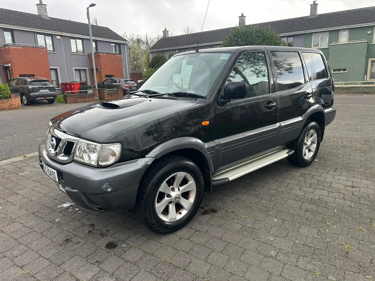 2005 Nissan terano - Image 3