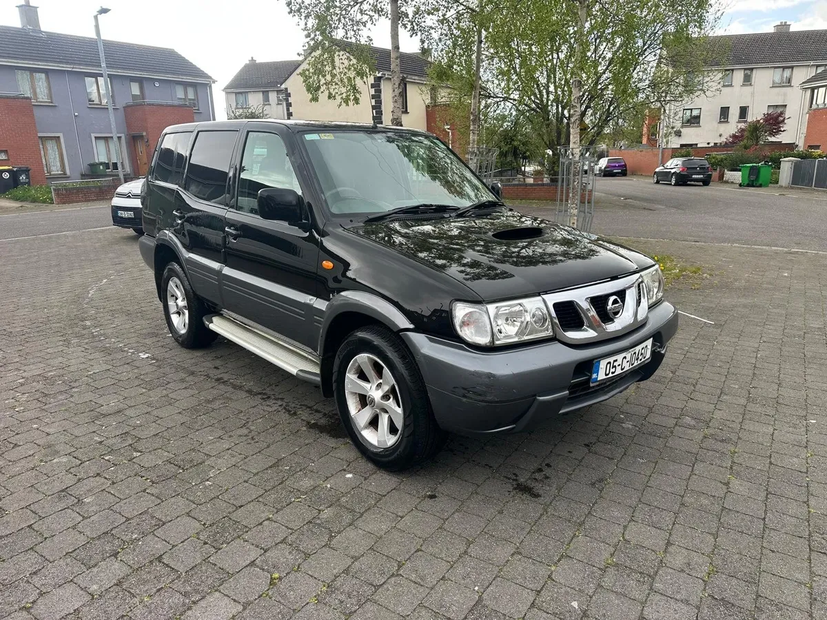 2005 Nissan terano - Image 1