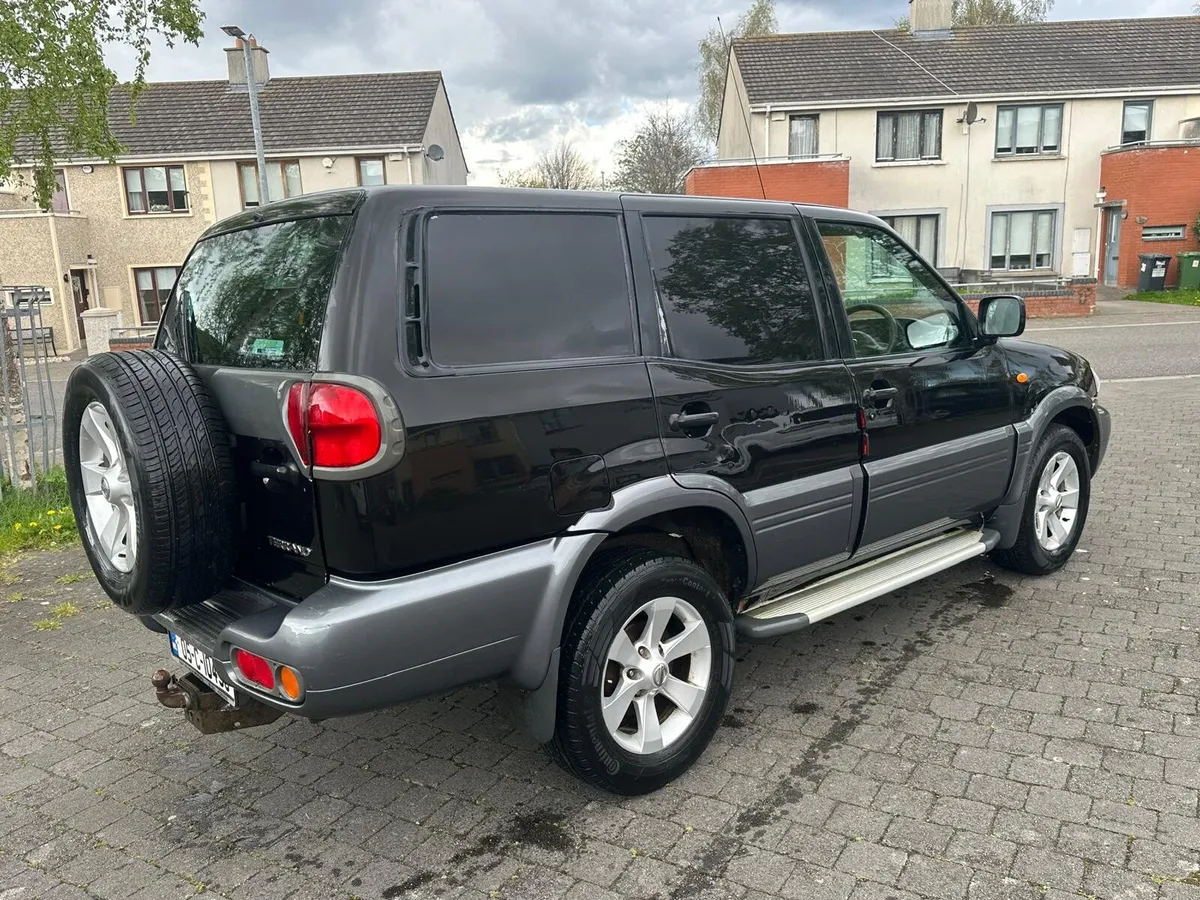 2005 Nissan terano - Image 4
