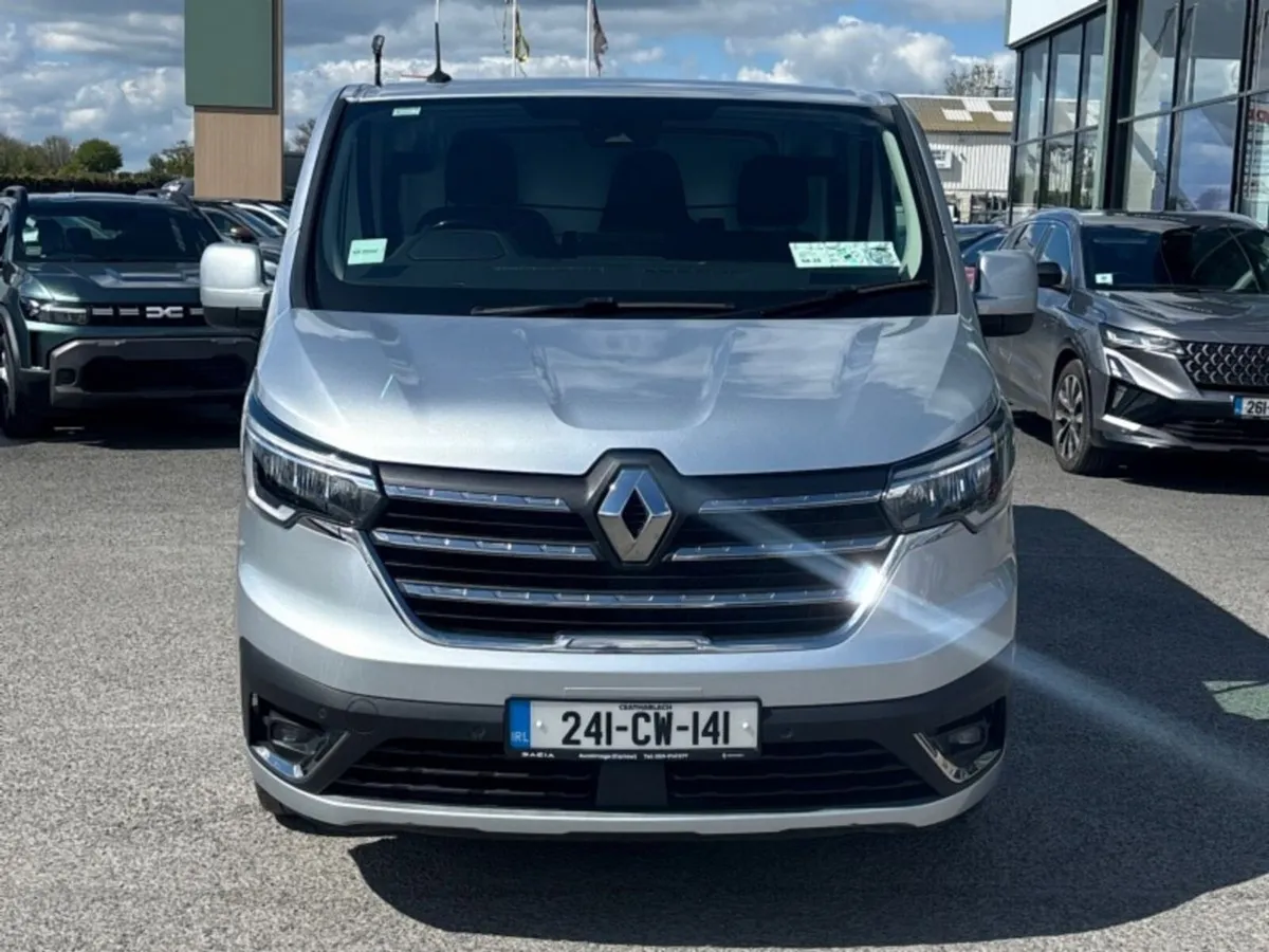 Renault Trafic 150bhp Sport with extras - Image 2
