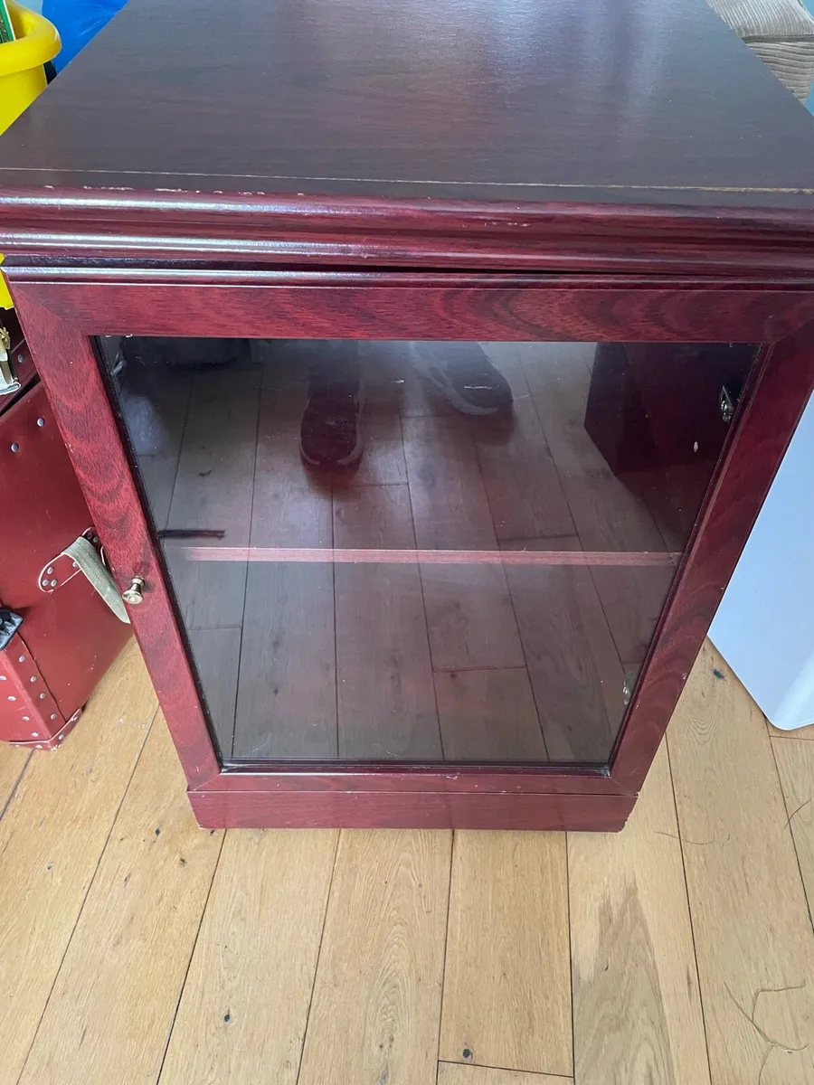 Drinks cabinet - Image 1