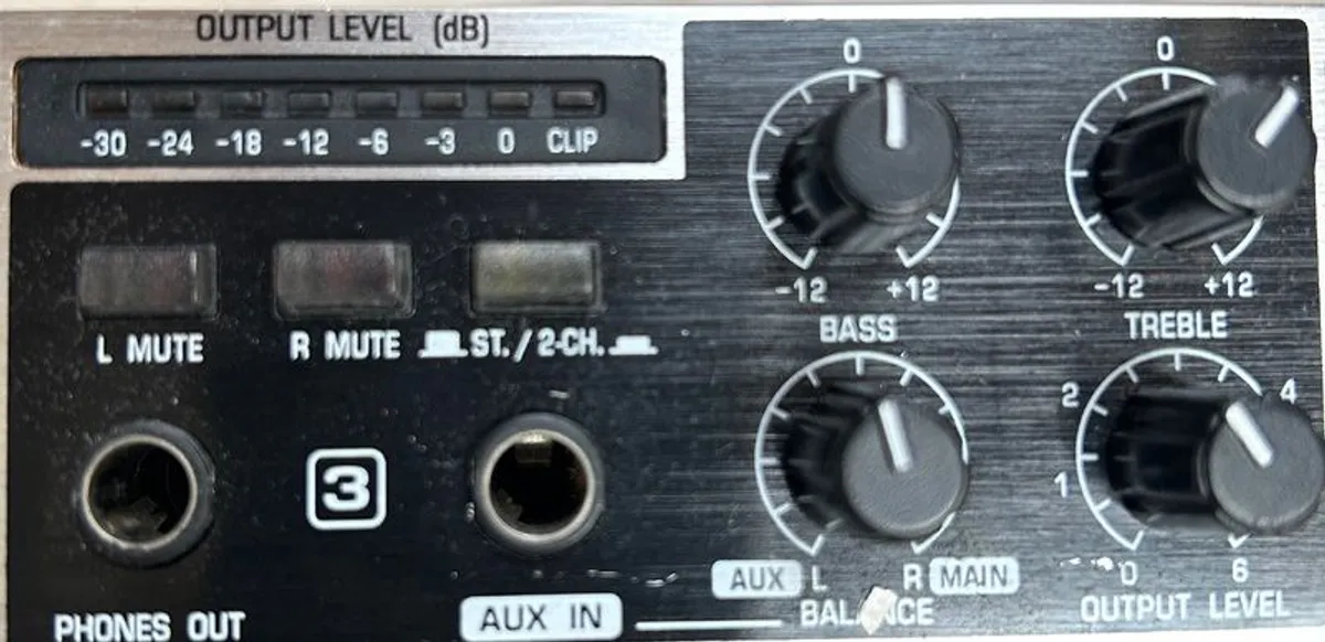 Headphone Amp 4Ch. - Image 4