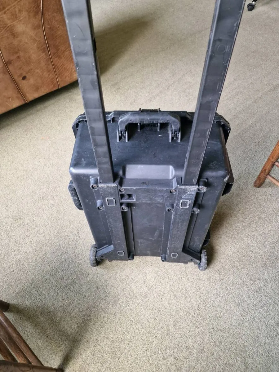 TACKLE BOX  PELE STYLE  1720? - Image 3