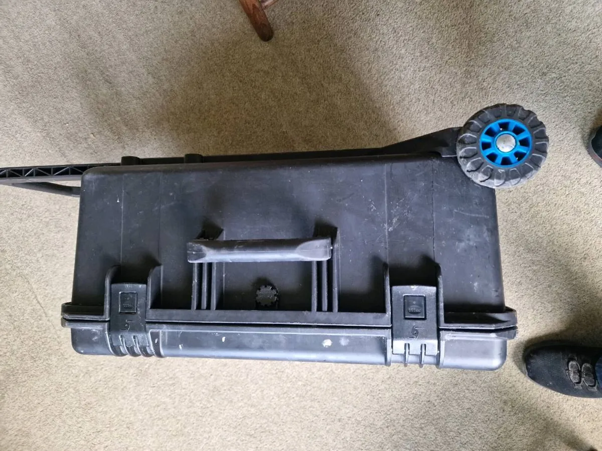 TACKLE BOX  PELE STYLE  1720? - Image 4