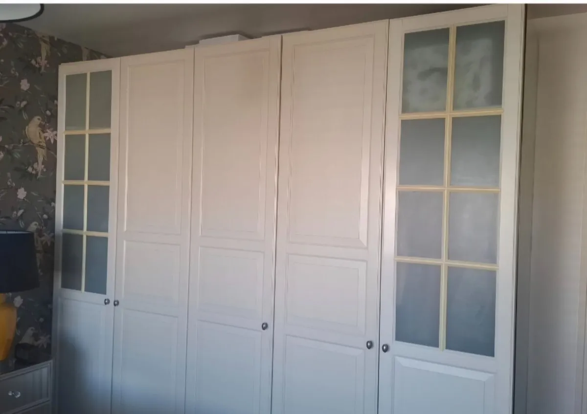Wardrobe Doors x 5 - Image 2