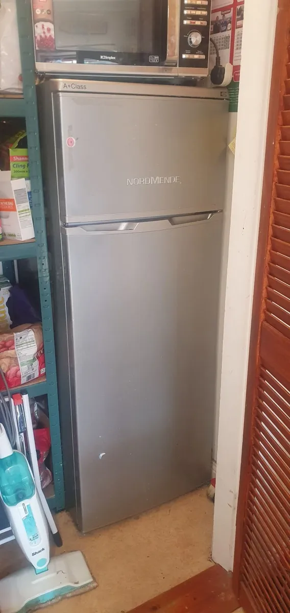 Fridge freezer. - Image 3