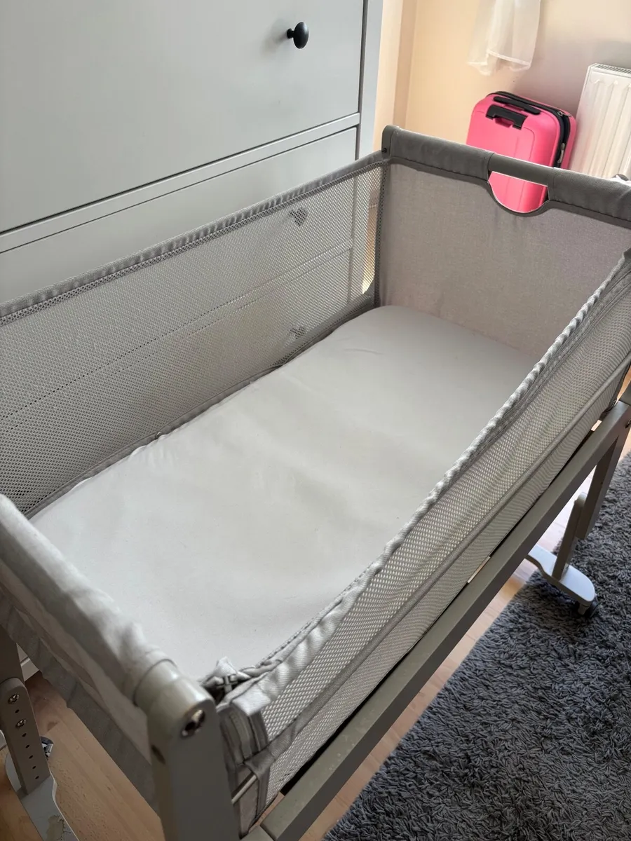 Next to me crib - Image 2