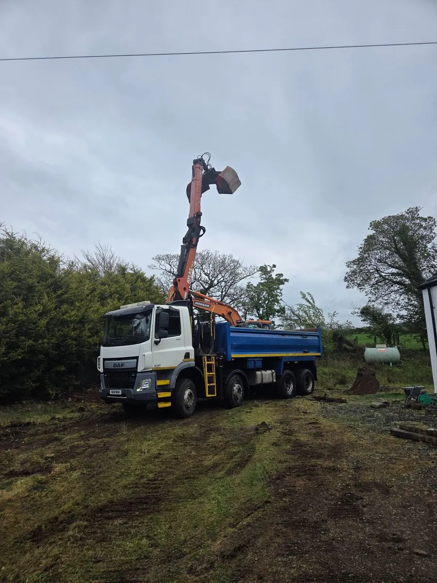 DAF tipper grab 2014 - Image 1