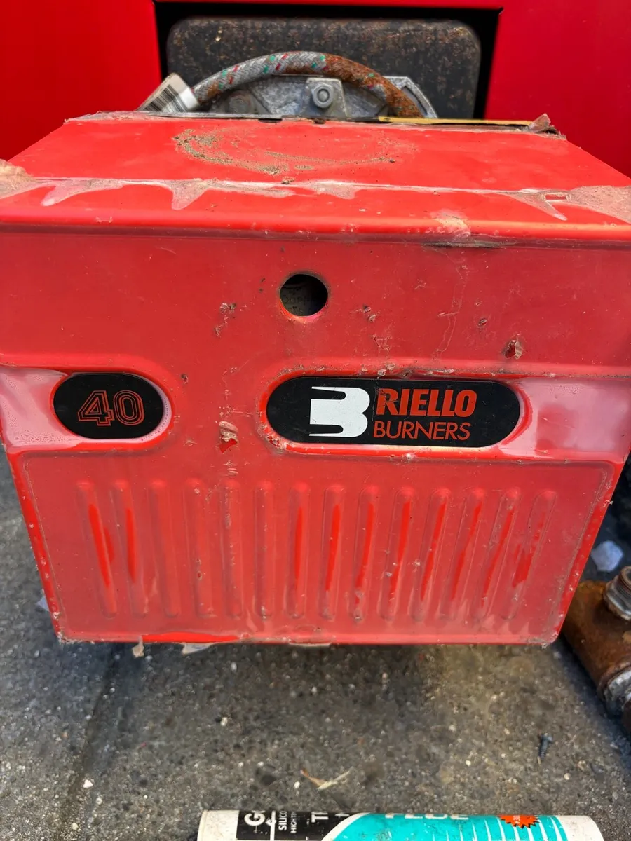 Large oil burner Riello 40 burner - Image 2