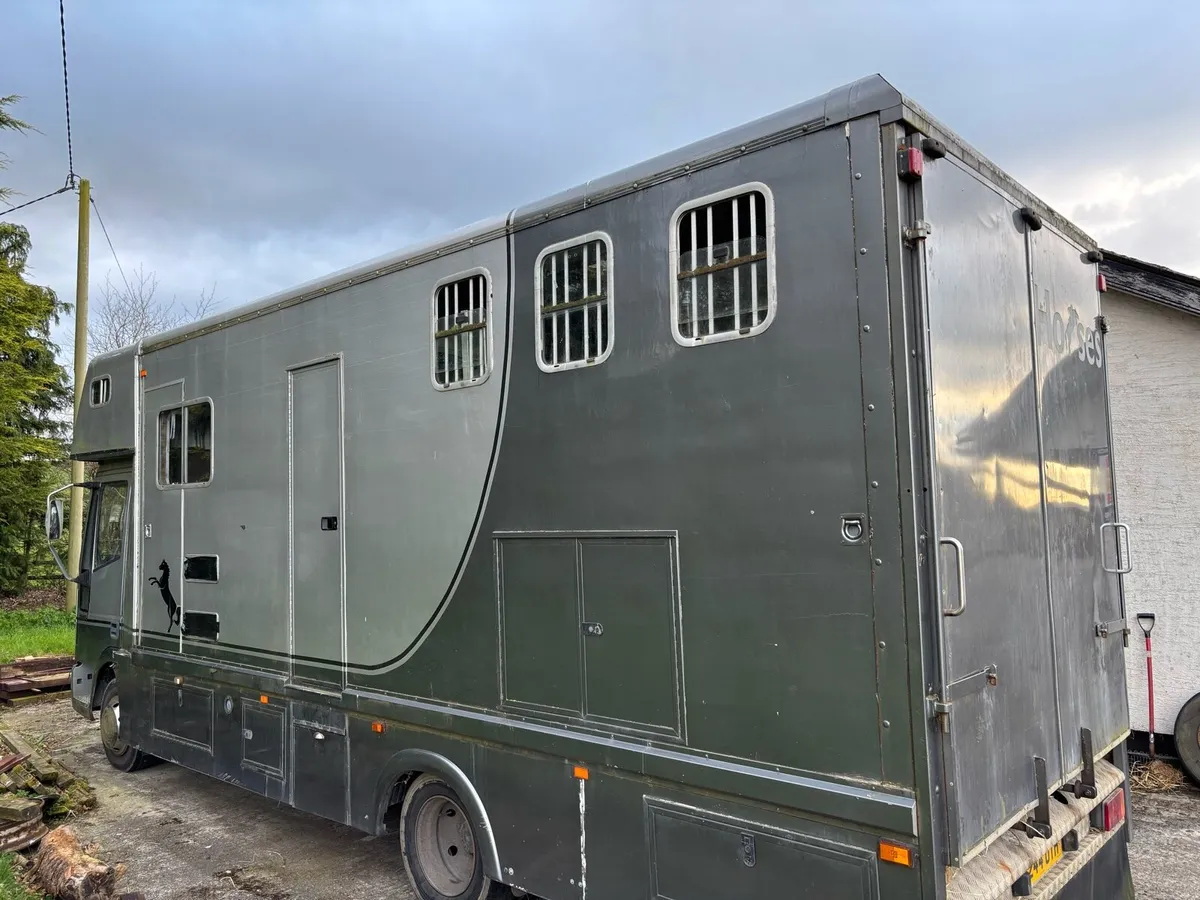 Horse Lorry - Image 2