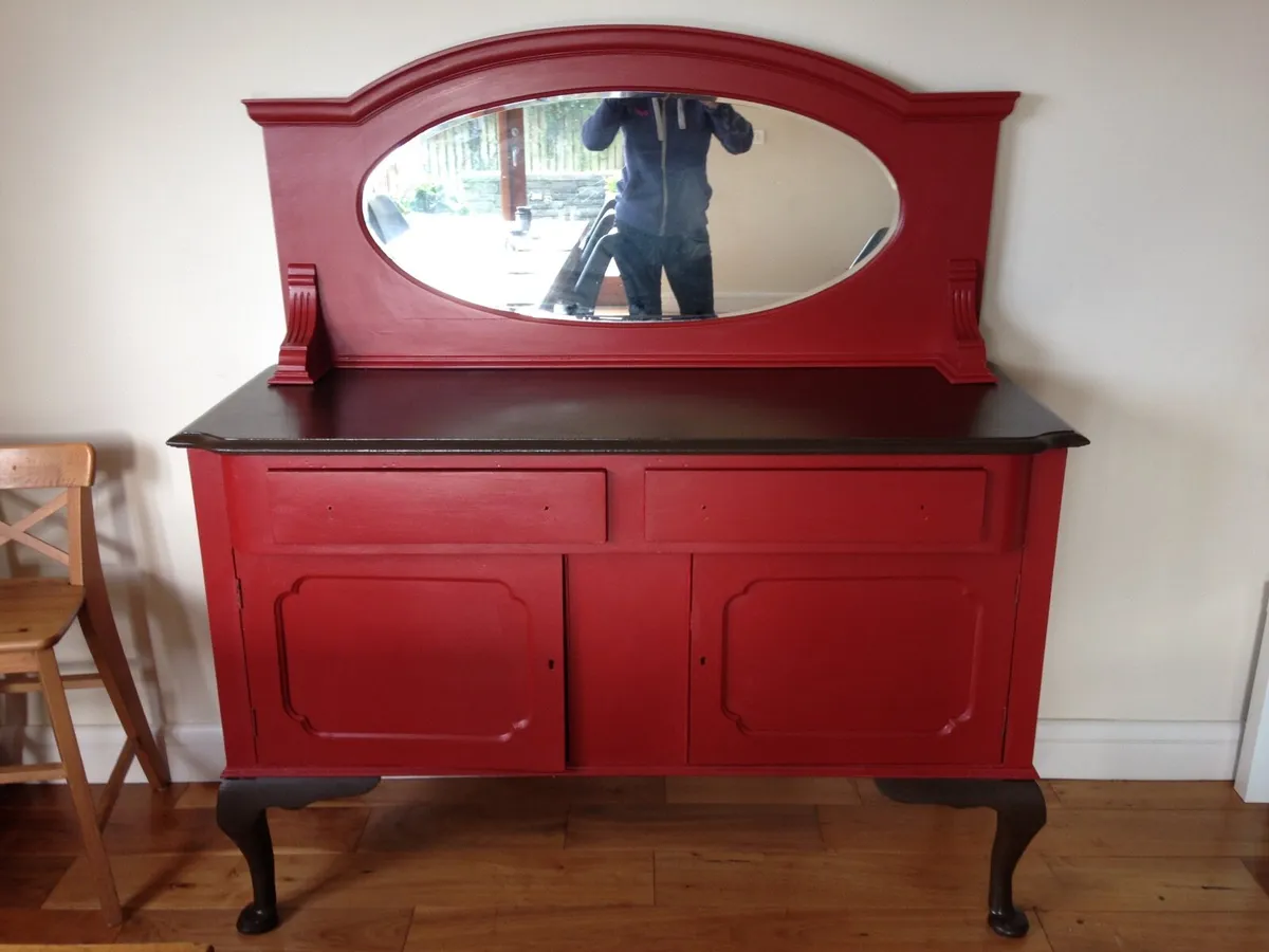 Dresser - Image 1