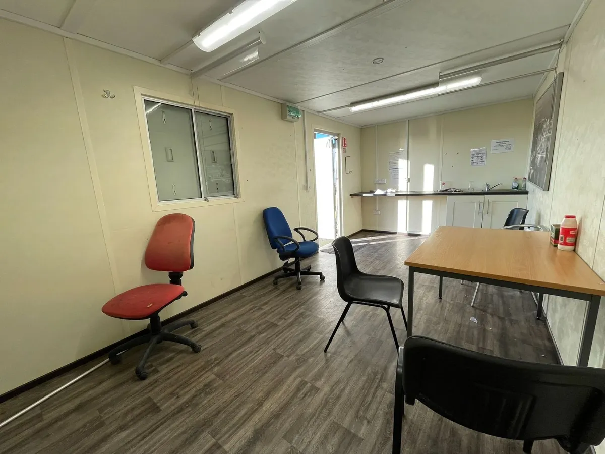 Office compound complete - Image 3