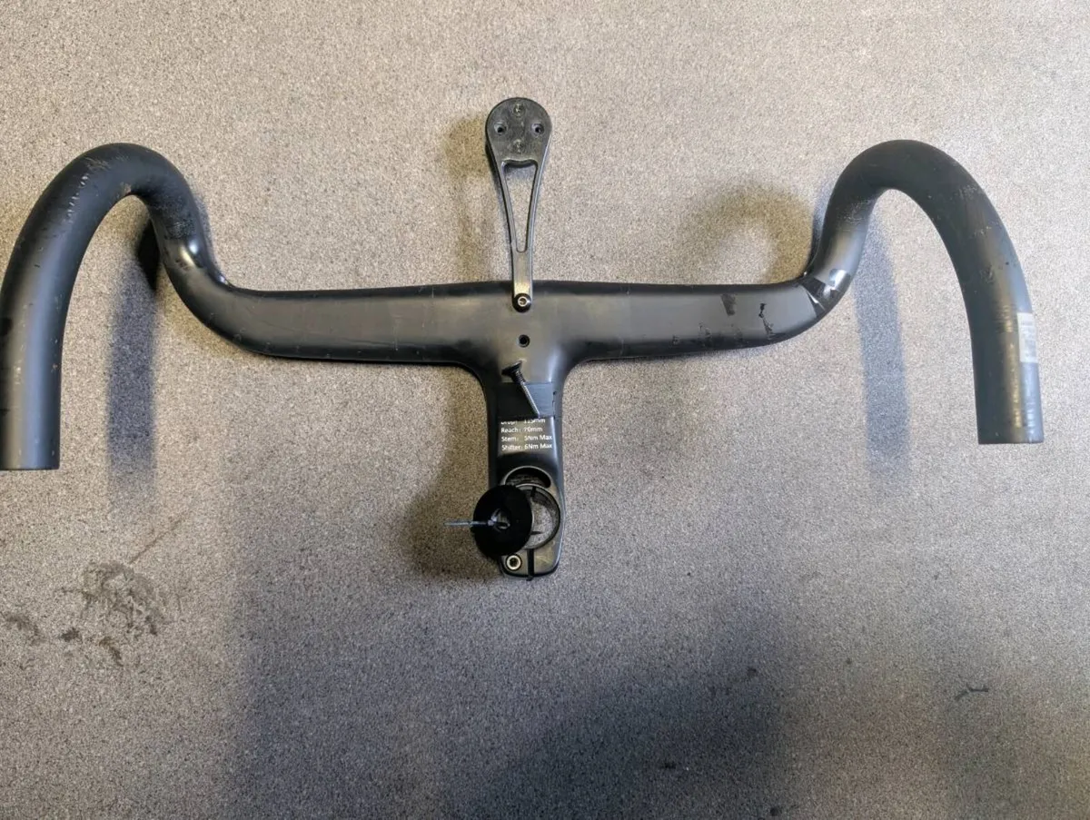 CRW carbon integrated cockpit - Image 2