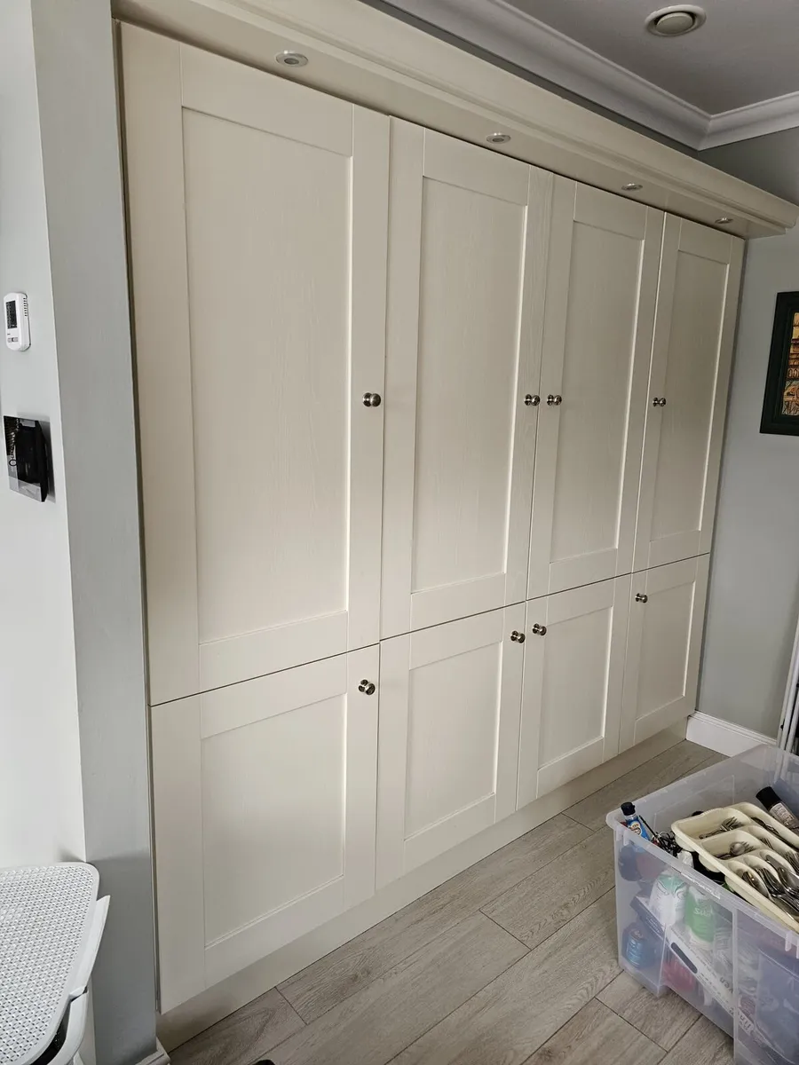 Handpainted  solid wood kitchen - Image 1