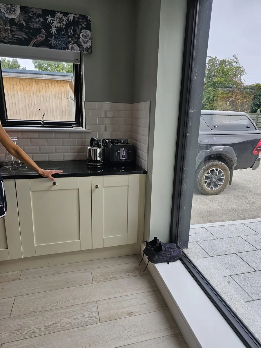 Handpainted  solid wood kitchen - Image 2