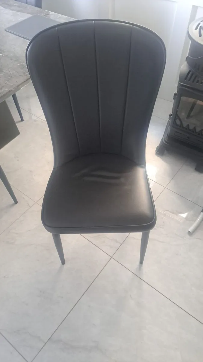 Table & Chairs & Small Table - Image 3