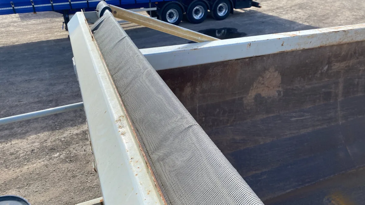 2018 Dennison Steel Aggregate Tipping trailer - Image 4