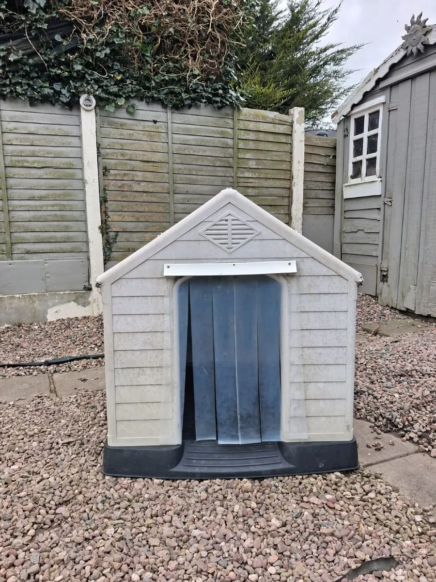 Dog Kennel - Image 1