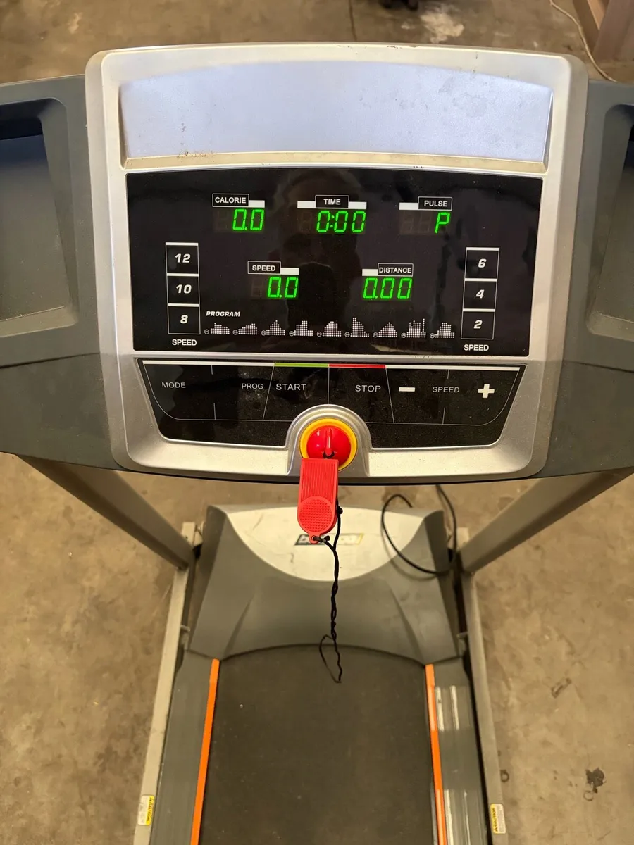 Treadmill - Image 2