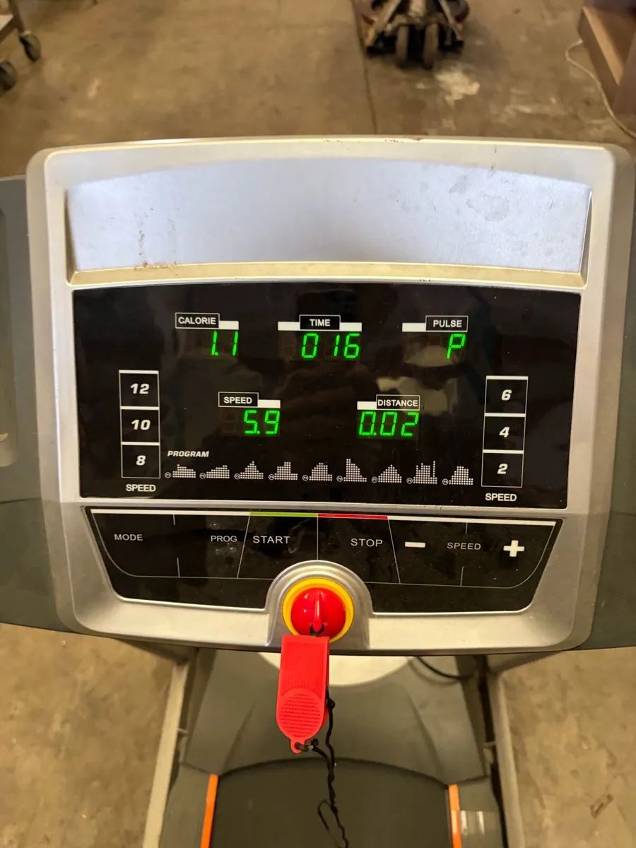 Treadmill - Image 3
