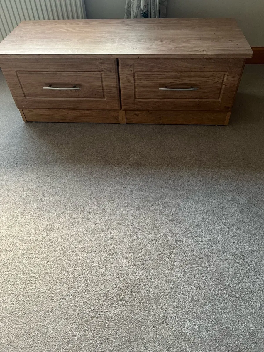 Two drawer unit - Image 1