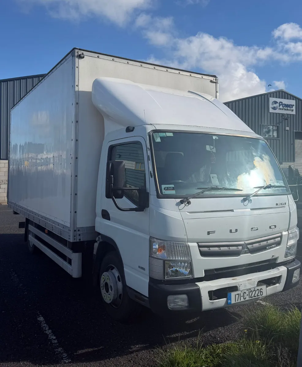 Fuso Canter 2017 - Image 1