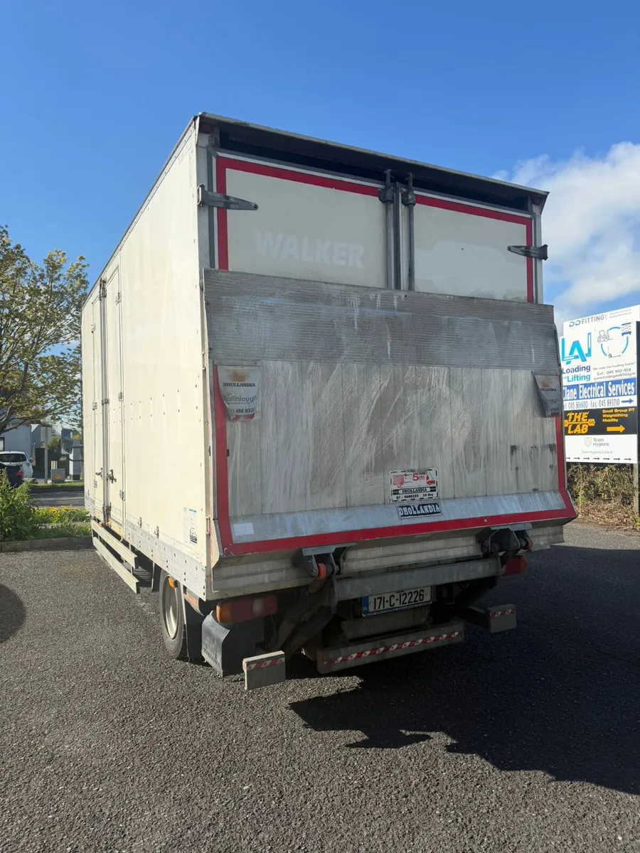 Fuso Canter 2017 - Image 2