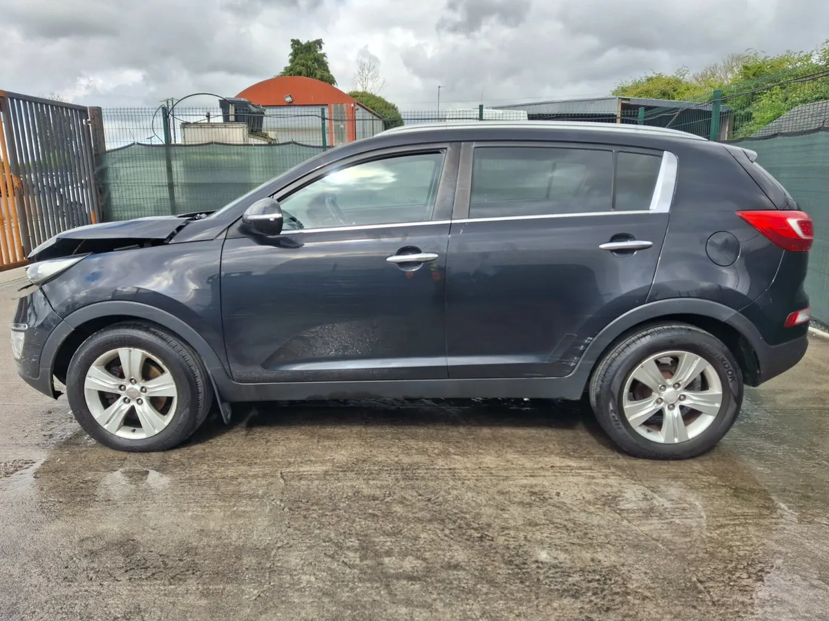 2013 Kia Sportage  1.7 Diesel - Image 2