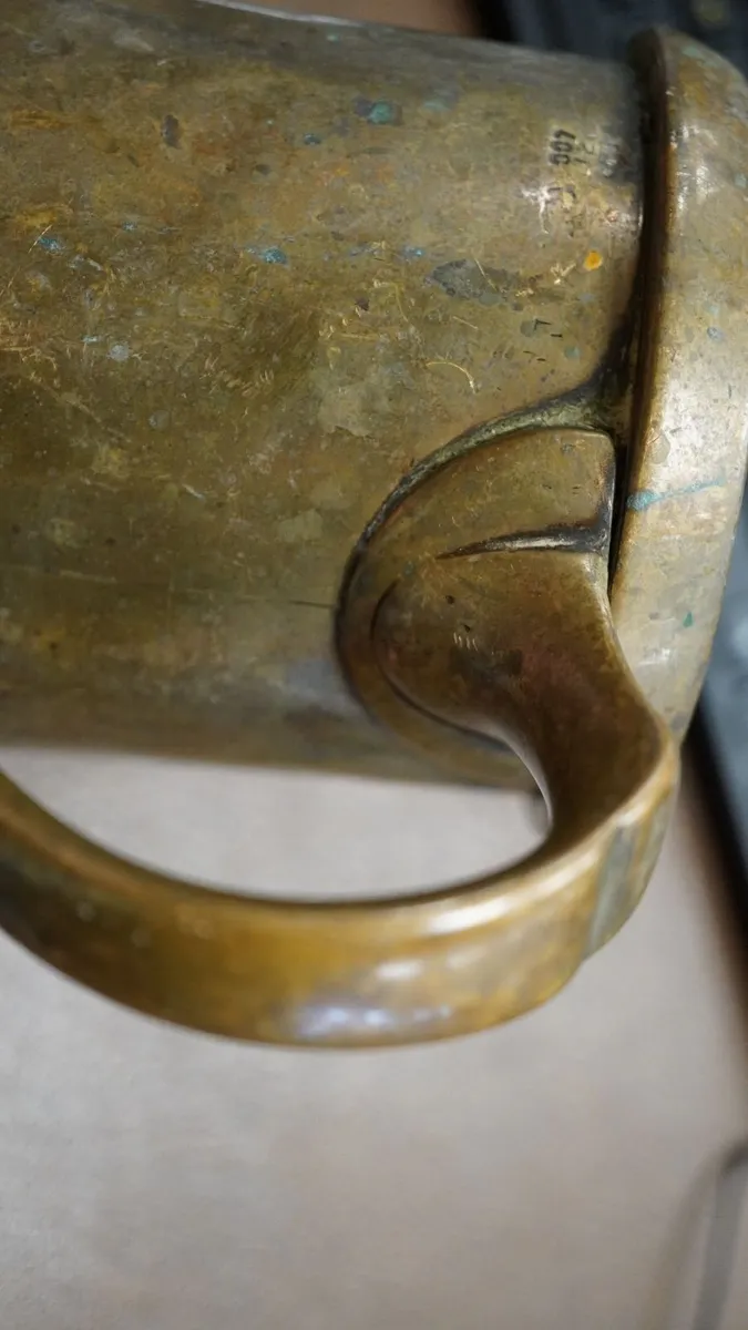 Victorian Brass / Bell Metal Quart Measure Tankard - Image 4