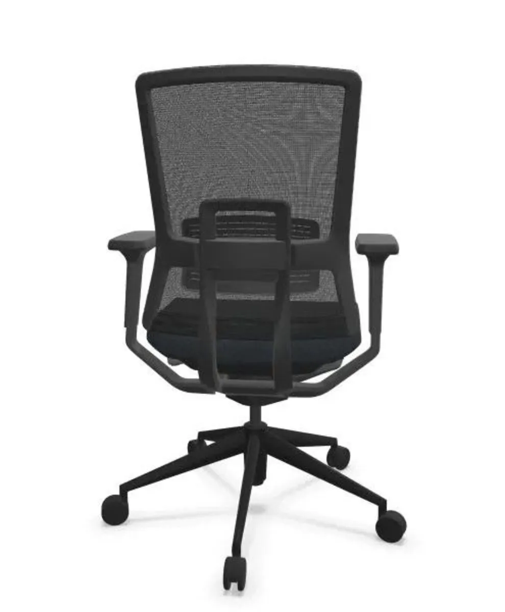 ACTIU TNK Flex Ergonomic Mesh Chair - Image 1