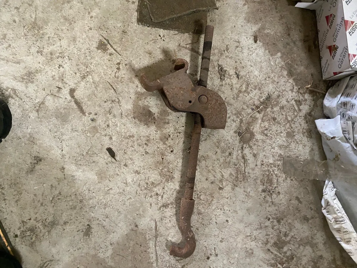 Looking for dual wheel clamps - Image 1