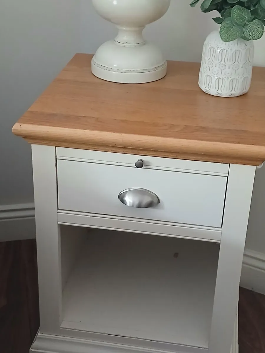 Front room - Image 4