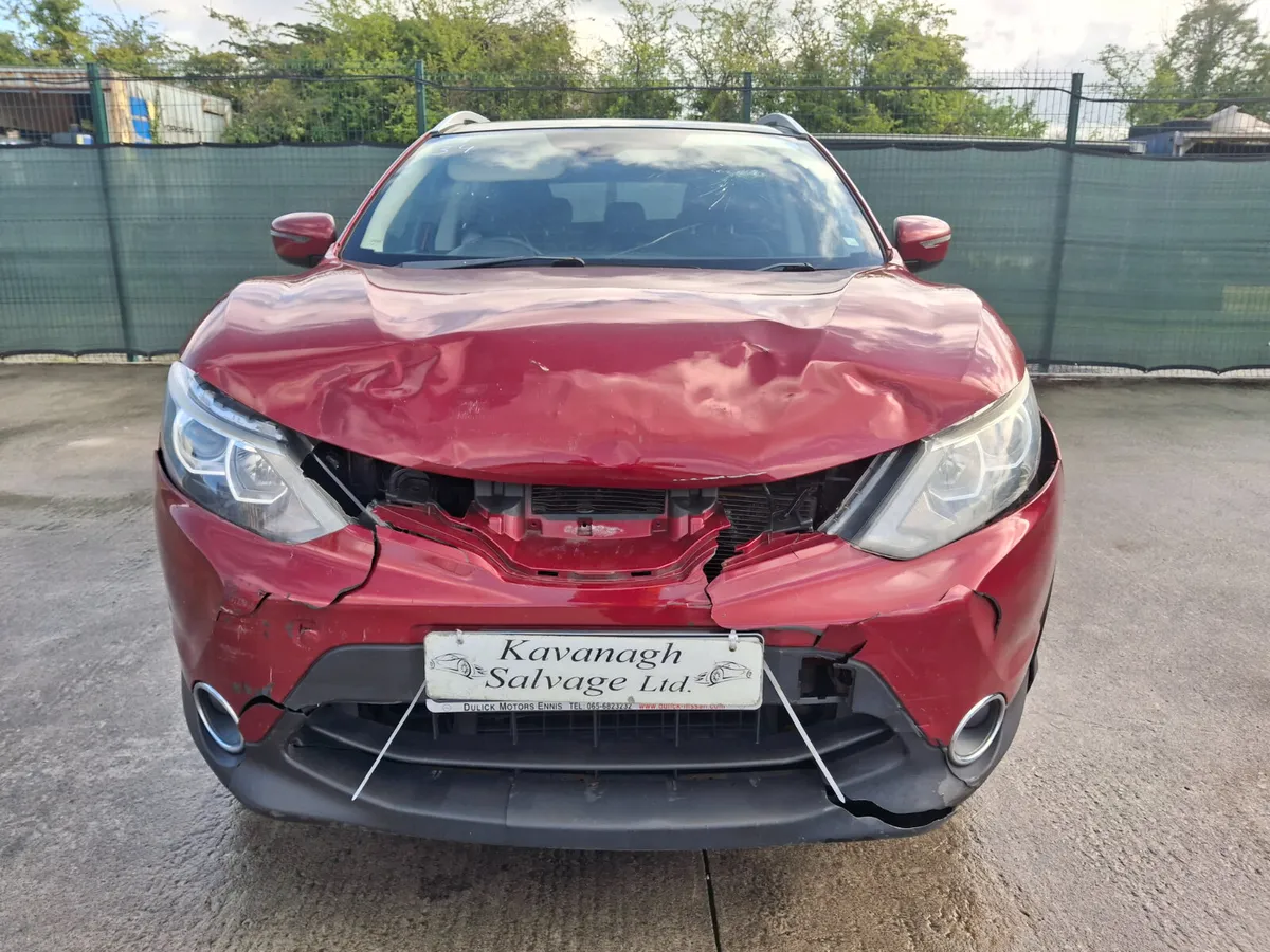 2017 Nissan Qashqai Light Damage - Image 3