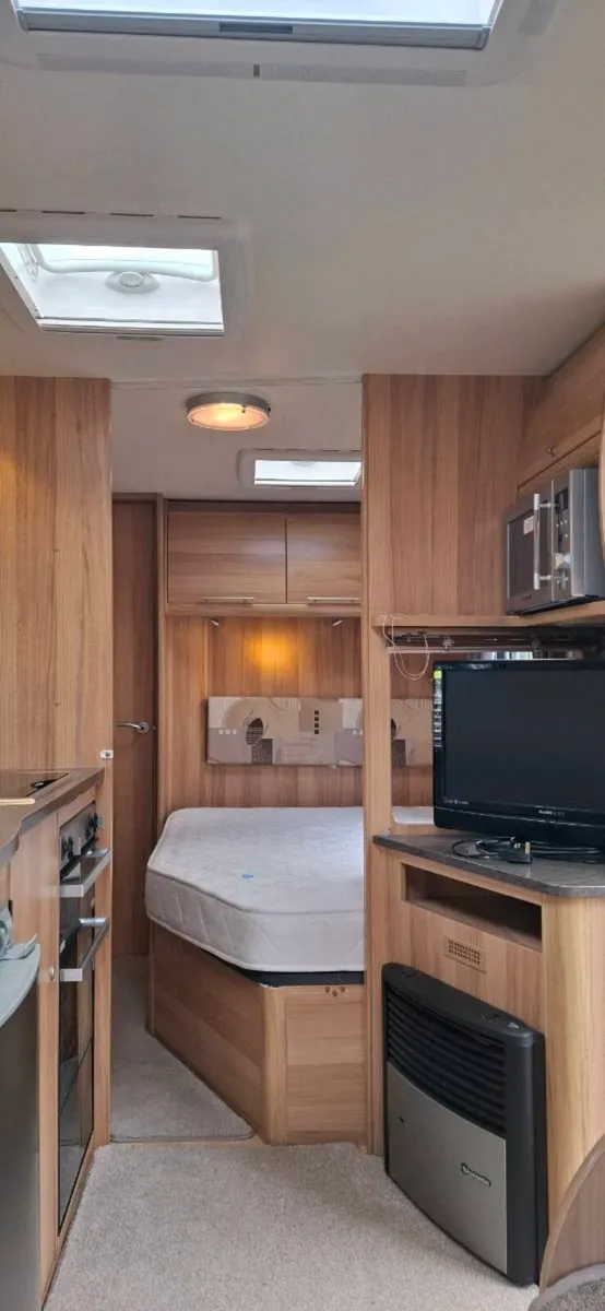 Bailey Olympus 530-4 2012 - Image 4