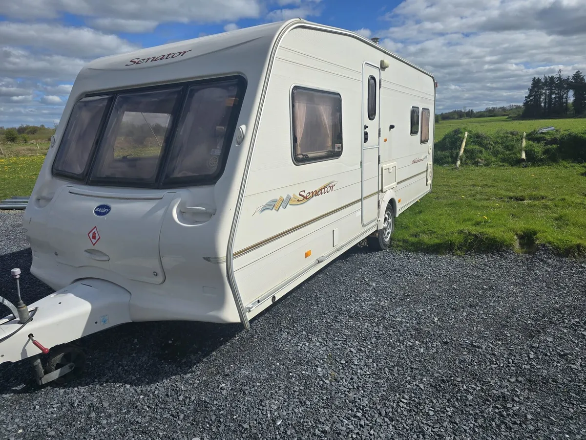 Bailey caravan fixed bed - Image 4