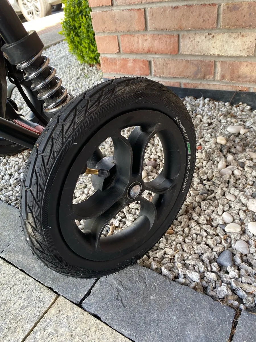 Out n About Single Nipper V4 - Image 3