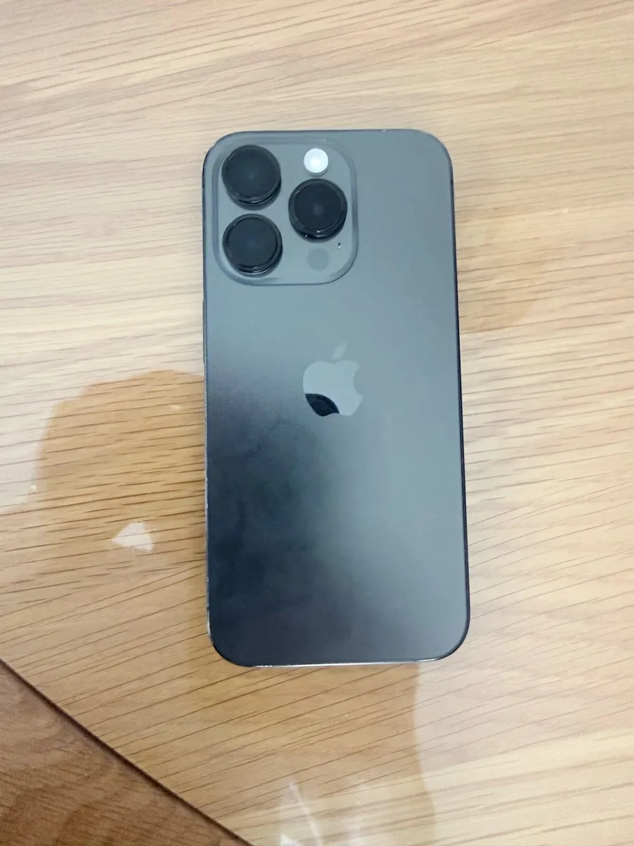 iPhone 15 pro - Image 3