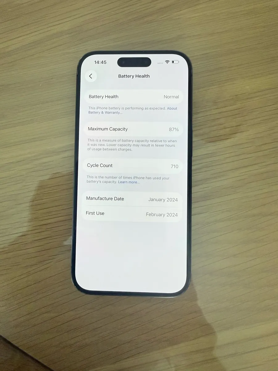 iPhone 15 pro - Image 4